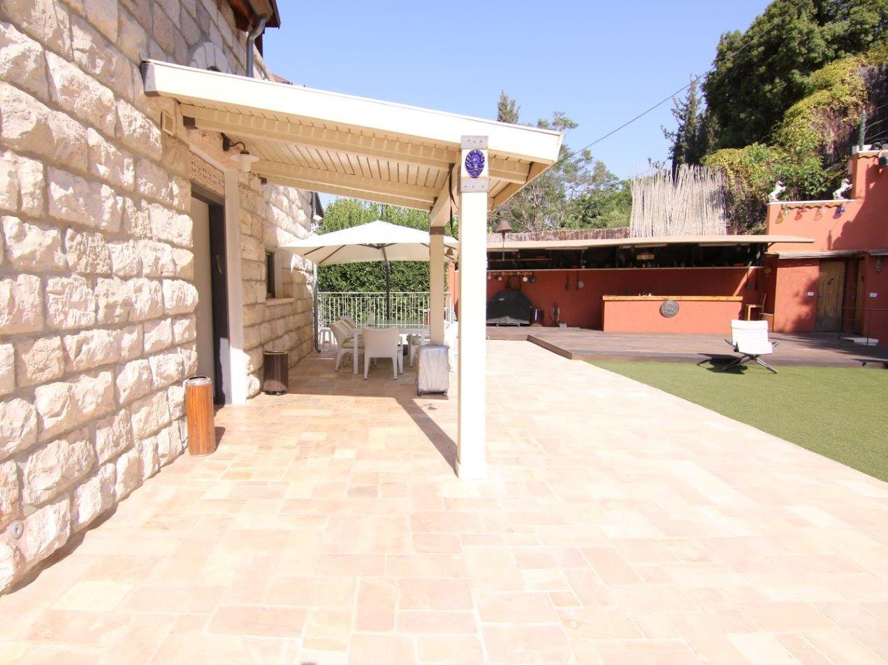 Villa in Motza Illit